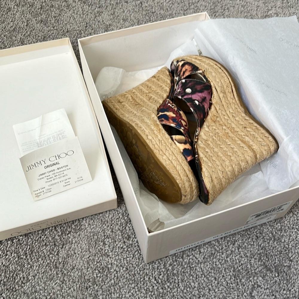 Gently used Jimmy Choo Phyllis wedges
